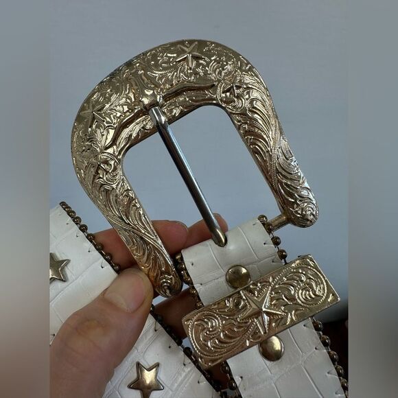 Vintage White Leather Croc Embossed Star Studded Western Belt Size M